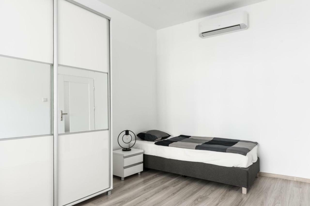 Tomasza 20 Apartment 140M2 Cracóvia Exterior foto